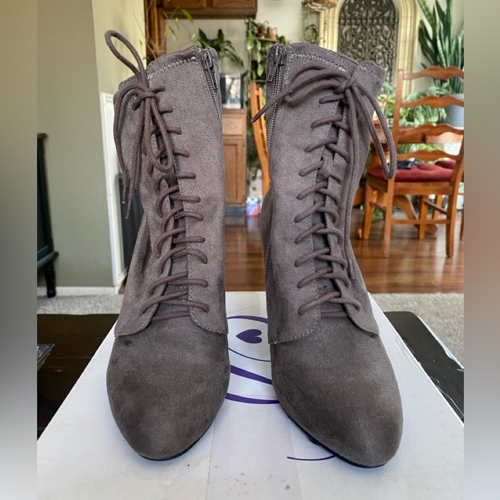 LAST DAY ON POSH 8/15/26 Gray Lace-Up Ankle Boots Side Zipper Faux Suede
